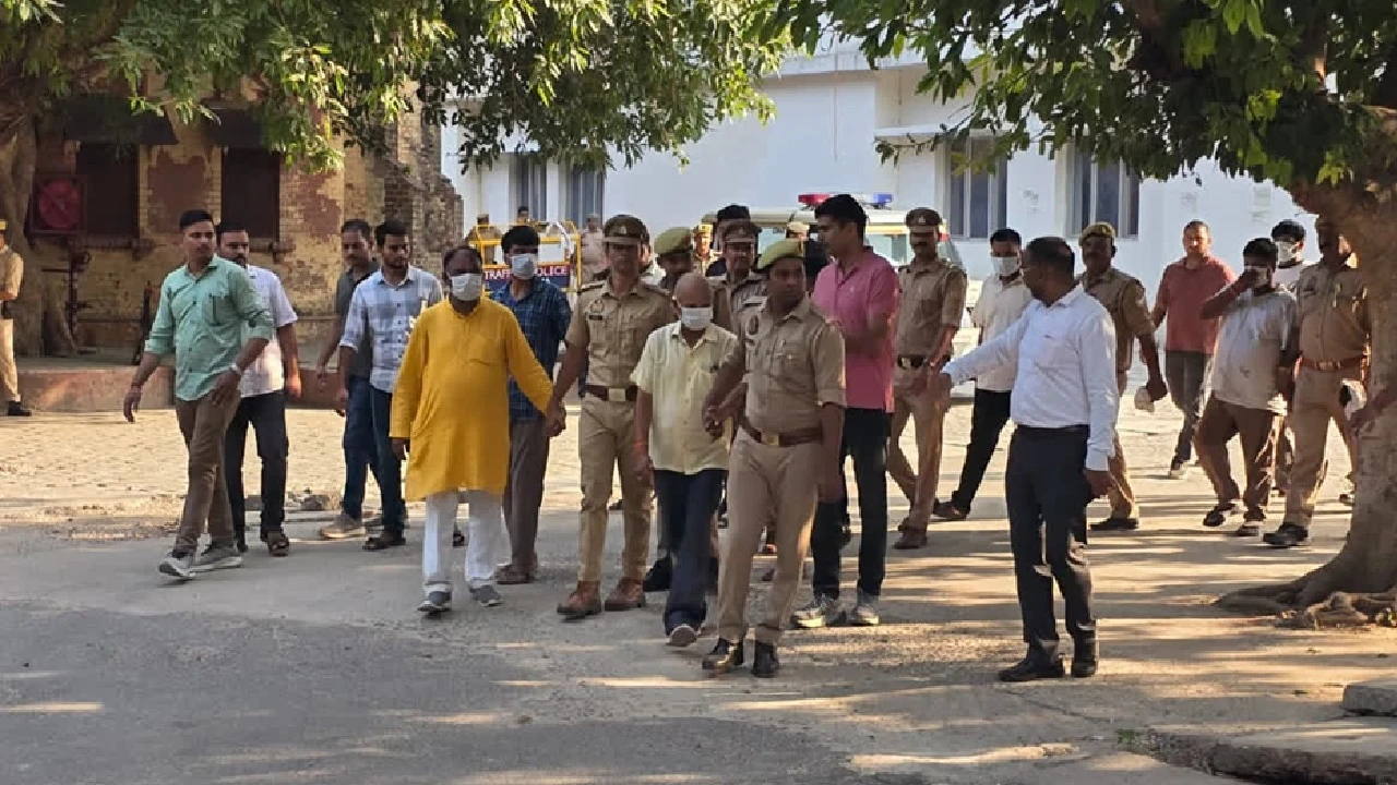 Eight Accused in Ayodhya Ram Mandir Donation Scam Sent to Three-Day Judicial Custody as Police Recover Rs 80 Lakh