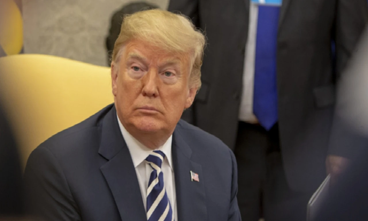 Trump Pauses US Airstrikes on Iran to Make Room for Omani-Led Diplomatic Talks
