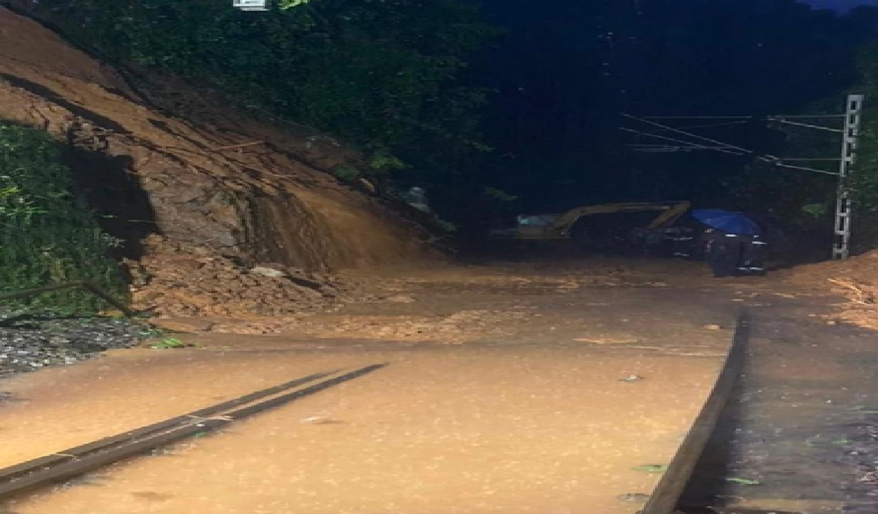 Mangaluru-Bengaluru Train Services Disrupted Again Following Fresh Landslide at Yedakumeri