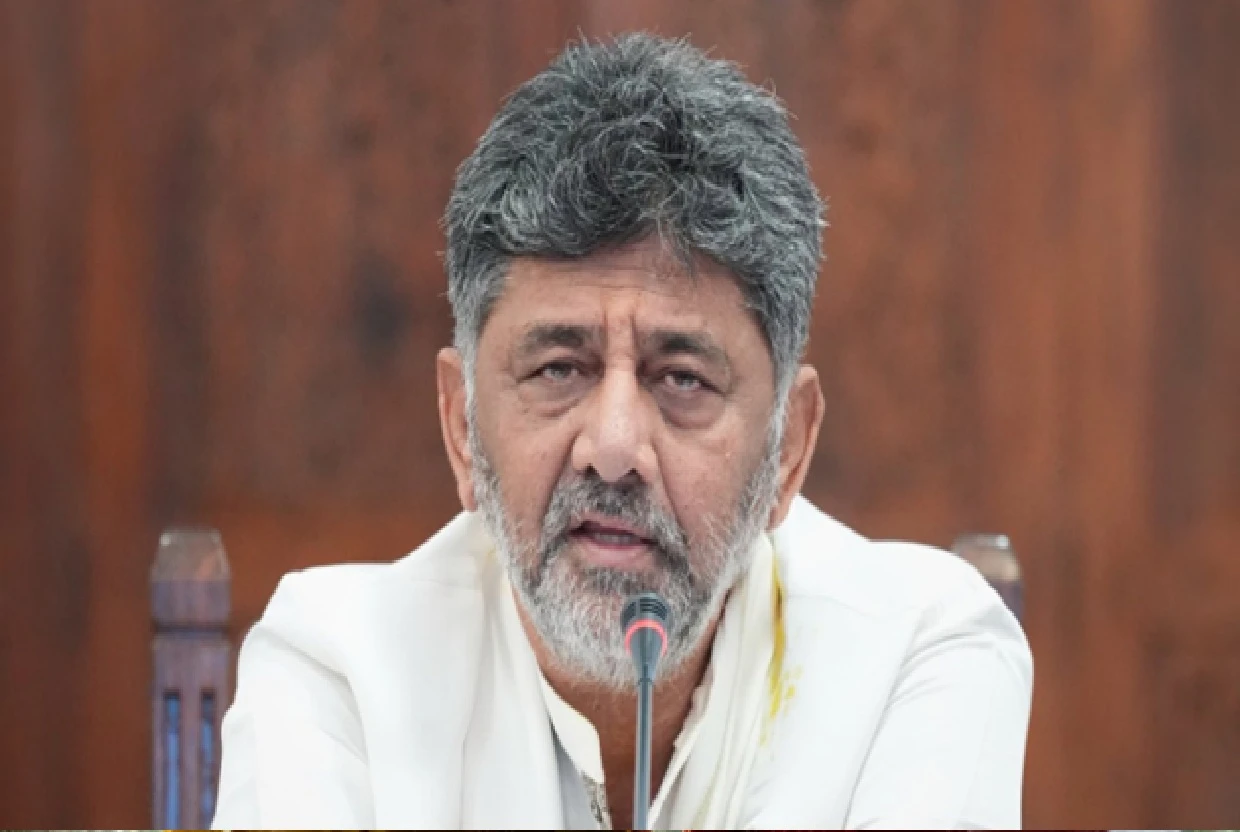 Cabinet Expansion Fallout: Karnataka CM DK Shivakumar Warns Disgruntled Congress MLAs Over Resignation Threats